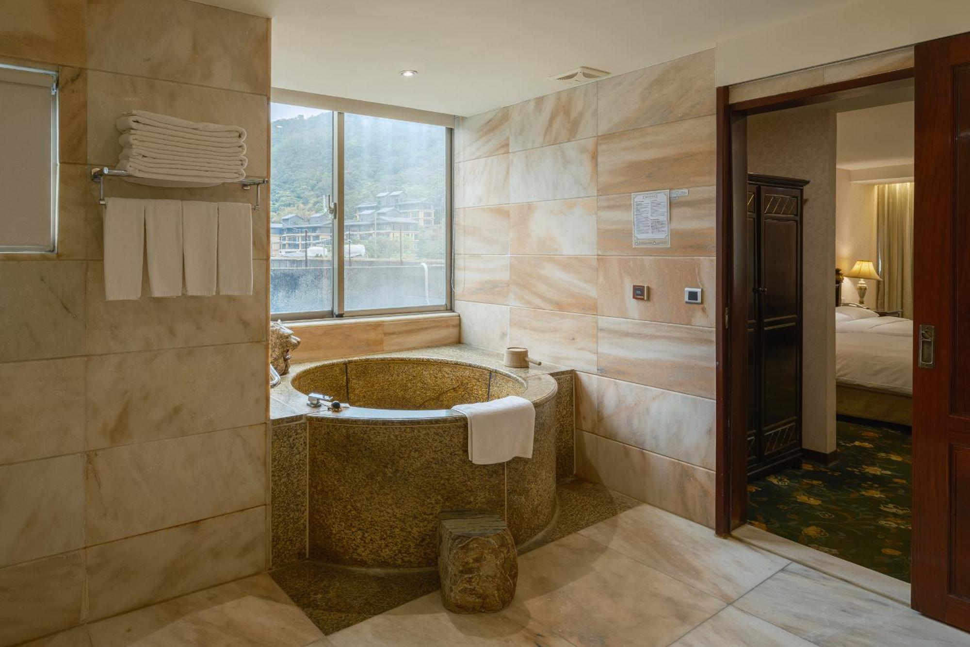 Grand Pleasure Spring Hotel Тайбэй Экстерьер фото