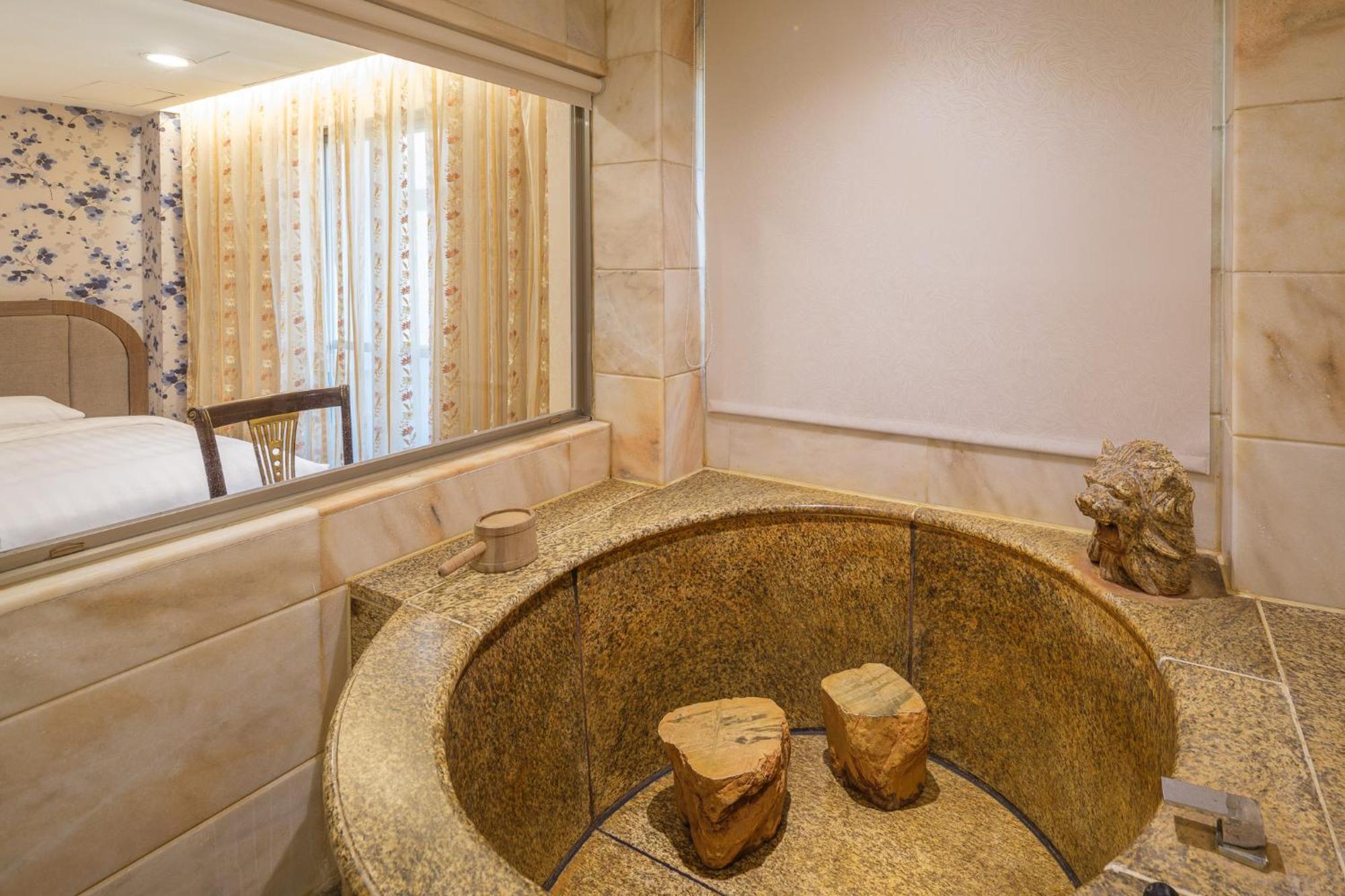 Grand Pleasure Spring Hotel Тайбэй Экстерьер фото