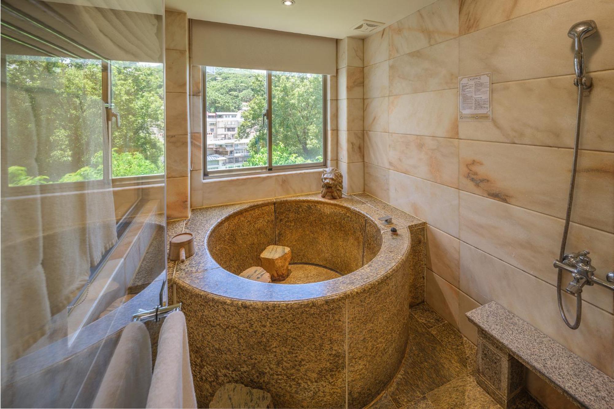 Grand Pleasure Spring Hotel Тайбэй Экстерьер фото